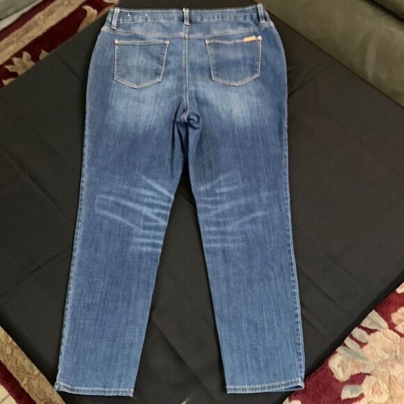 Chico’s So Slimming Classic Girlfriend Distressed  Women's Jeans Size Large-2 - Picture 7 of 12